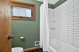 419 Amherst Ave, Moon/Crescent Twp, PA 15108 - Photo 22