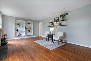 117 Maruth Dr, Ross Twp, PA 15237 - Photo 4