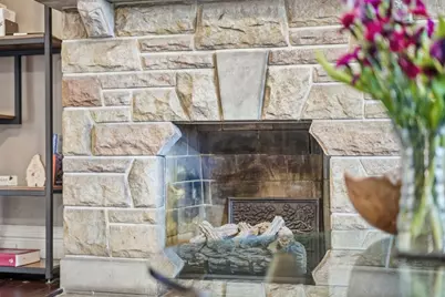 430 Stratton Ln, Pittsburgh, PA 15206 - Photo 16