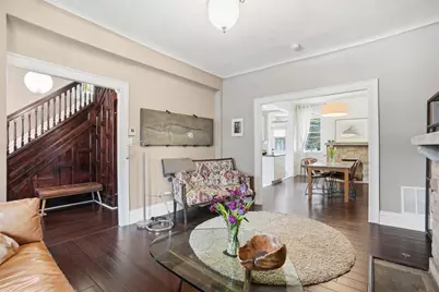 430 Stratton Ln, Pittsburgh, PA 15206 - Photo 4