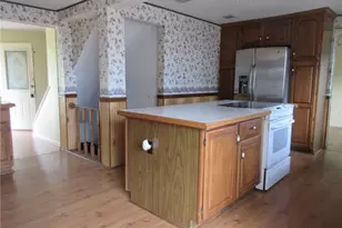 101 Surrey Dr, North Strabane, PA 15317 - Photo 2