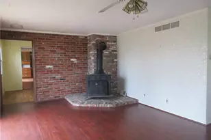 101 Surrey Dr, North Strabane, PA 15317 - Photo 8