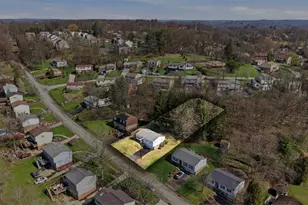 3106 Greenfield Rd, Pittsburgh, PA 15116 - Photo 4