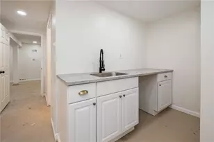 1516 Riverside Dr, Pittsburgh, PA 15149 - Photo 30