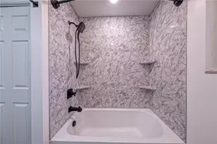 1210 Jerome St, Pittsburgh, PA 15220 - Photo 16