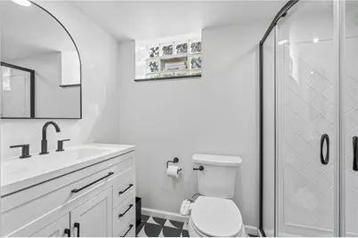 825 Venango Avenue, Pittsburgh, PA 15209 - Photo 24