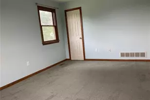 102 Park Dr, Delmont, PA 15626 - Photo 6
