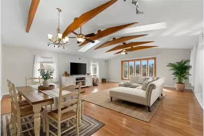 8 Pocono Drive, Green Tree, PA 15220 - Photo 18