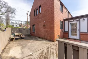 8 Pocono Dr, Green Tree, PA 15220 - Photo 42