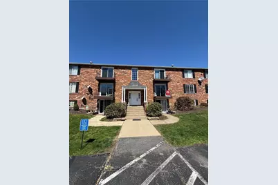 608 Bonnie Brae Dr, Moon/Crescent Twp, PA 15108 - Photo 2