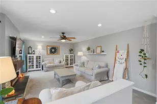 522 Grandshire Dr, Cranberry Township, PA 16066 - Photo 18