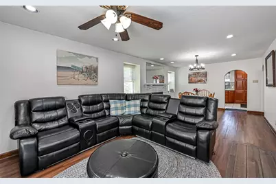 212 Montclair Ave, Pittsburgh, PA 15237 - Photo 12