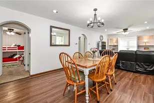 212 Montclair Ave, Pittsburgh, PA 15237 - Photo 10