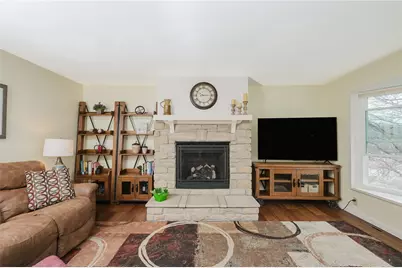 1735 W Point Cir, White Township, PA 15701 - Photo 10