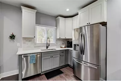 3226 Mary St, Pittsburgh, PA 15203 - Photo 8