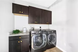 1687 Scarlett Dr, Pittsburgh, PA 15241 - Photo 32