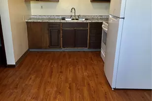 135 Union St, Bridgeville, PA 15017 - Photo 1