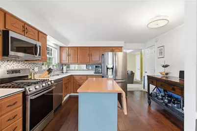 9460 Doral Dr, Pittsburgh, PA 15237 - Photo 12