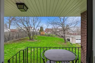 1523 Woodcrest Ave, Moon/Crescent Twp, PA 15108 - Photo 22