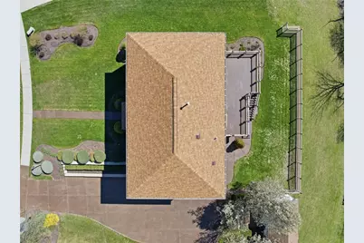 130 Maclaine Dr, Collier Township, PA 15106 - Photo 4