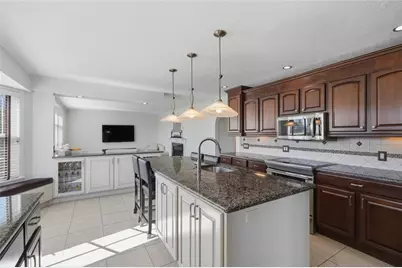 130 Maclaine Dr, Collier Township, PA 15106 - Photo 8