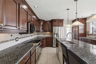 130 Maclaine Dr, Collier Township, PA 15106 - Photo 10