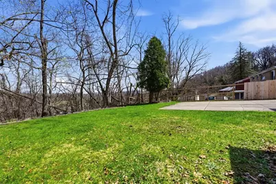 106 Westminster Dr, Pittsburgh, PA 15147 - Photo 34