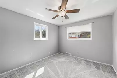 106 Westminster Dr, Pittsburgh, PA 15147 - Photo 18