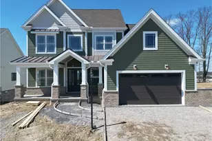 738 Ivy Ln, Cranberry Township, PA 16066 - Photo 1