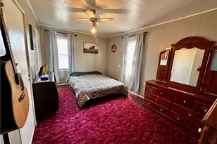 25 Hallam Ave, Meadowlands, PA 15347 - Photo 12