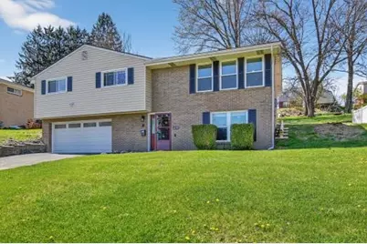 6038 Dalmation Dr, Bethel Park, PA 15102 - Photo 2