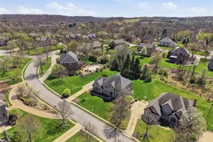 3053 Canterbury Dr, Hampton, PA 15101 - Photo 4
