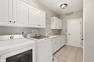 3053 Canterbury Dr, Hampton, PA 15101 - Photo 22