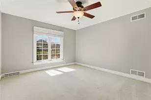 3053 Canterbury Dr, Hampton, PA 15101 - Photo 32