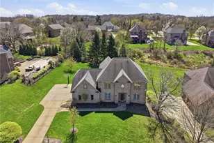 3053 Canterbury Dr, Hampton, PA 15101 - Photo 2