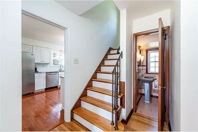 217 Monroe Dr, Pittsburgh, PA 15229 - Photo 18