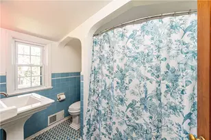 217 Monroe Dr, Pittsburgh, PA 15229 - Photo 22