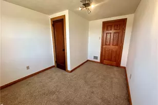 4111 Tuxey Ave, Pittsburgh, PA 15227 - Photo 18