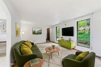 101 Dogwood Ln, Ross Twp, PA 15237 - Photo 4