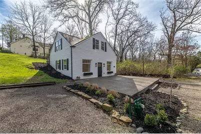 4978 South Pioneer Rd, Hampton, PA 15044 - Photo 4