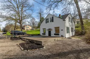 4978 S Pioneer Rd, Hampton, PA 15044 - Photo 4