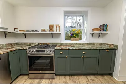 4978 South Pioneer Rd, Hampton, PA 15044 - Photo 14