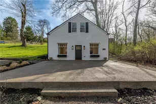 4978 S Pioneer Rd, Hampton, PA 15044 - Photo 2