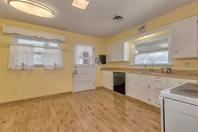 1532 California Ave, White Oak, PA 15131 - Photo 8