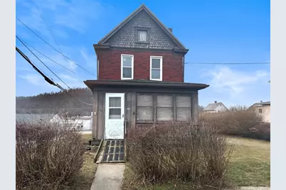 901 Broadway Ave, East Butler Boro, PA 16029 - Photo 1