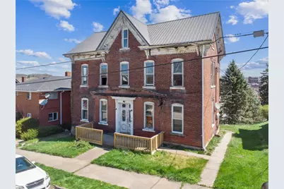 37 Division St, Greensburg, PA 15601 - Photo 2