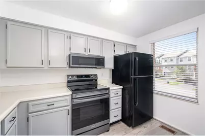 153 Rossmor Ct, Ross Twp, PA 15229 - Photo 14