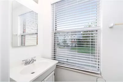 153 Rossmor Ct, Ross Twp, PA 15229 - Photo 16