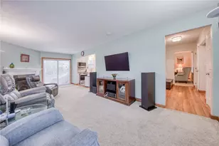 102 Bayberry Ln, Cranberry Township, PA 16066 - Photo 16