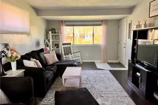 345 Princeton Dr, Pittsburgh, PA 15235 - Photo 12